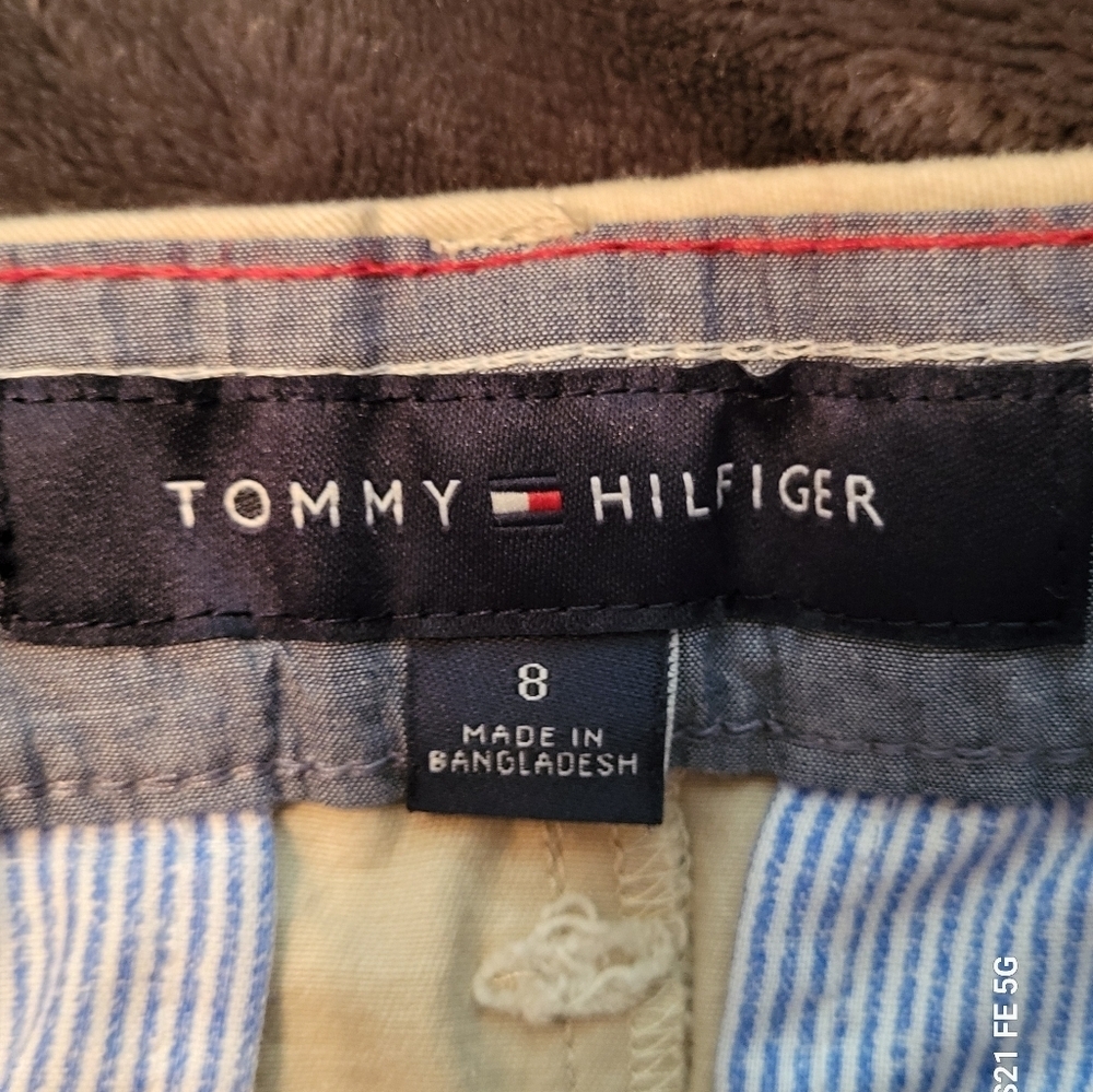 Tommy Hilfiger Women's Hampton Cuffed Chino Straight Leg Pants Size 8 Khaki, EUC - Picture 5 of 5